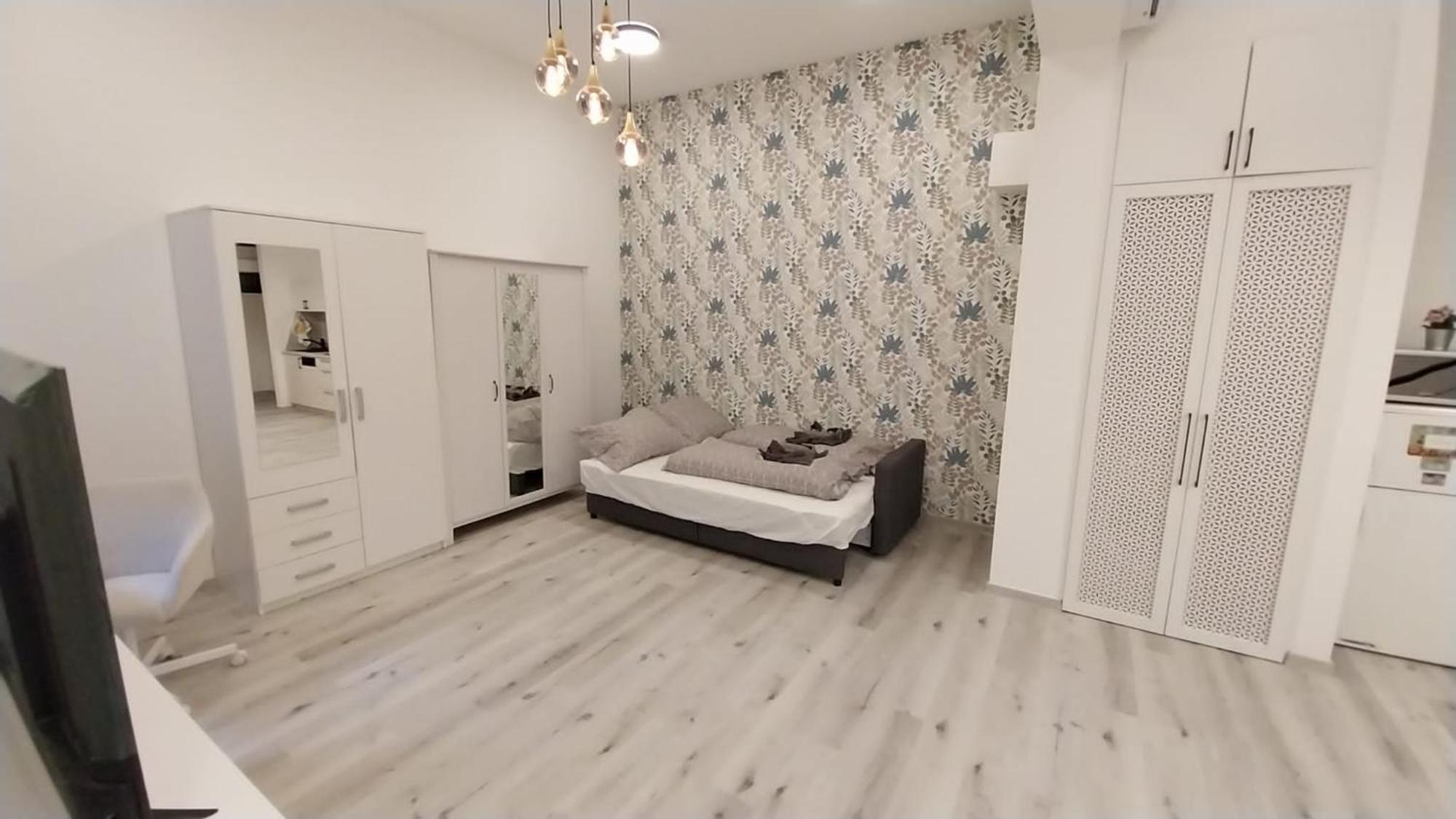 Szekely Apartment Near Deak Ferenc Square With Free Parking In Garage บูดาเปสต์ ภายนอก รูปภาพ