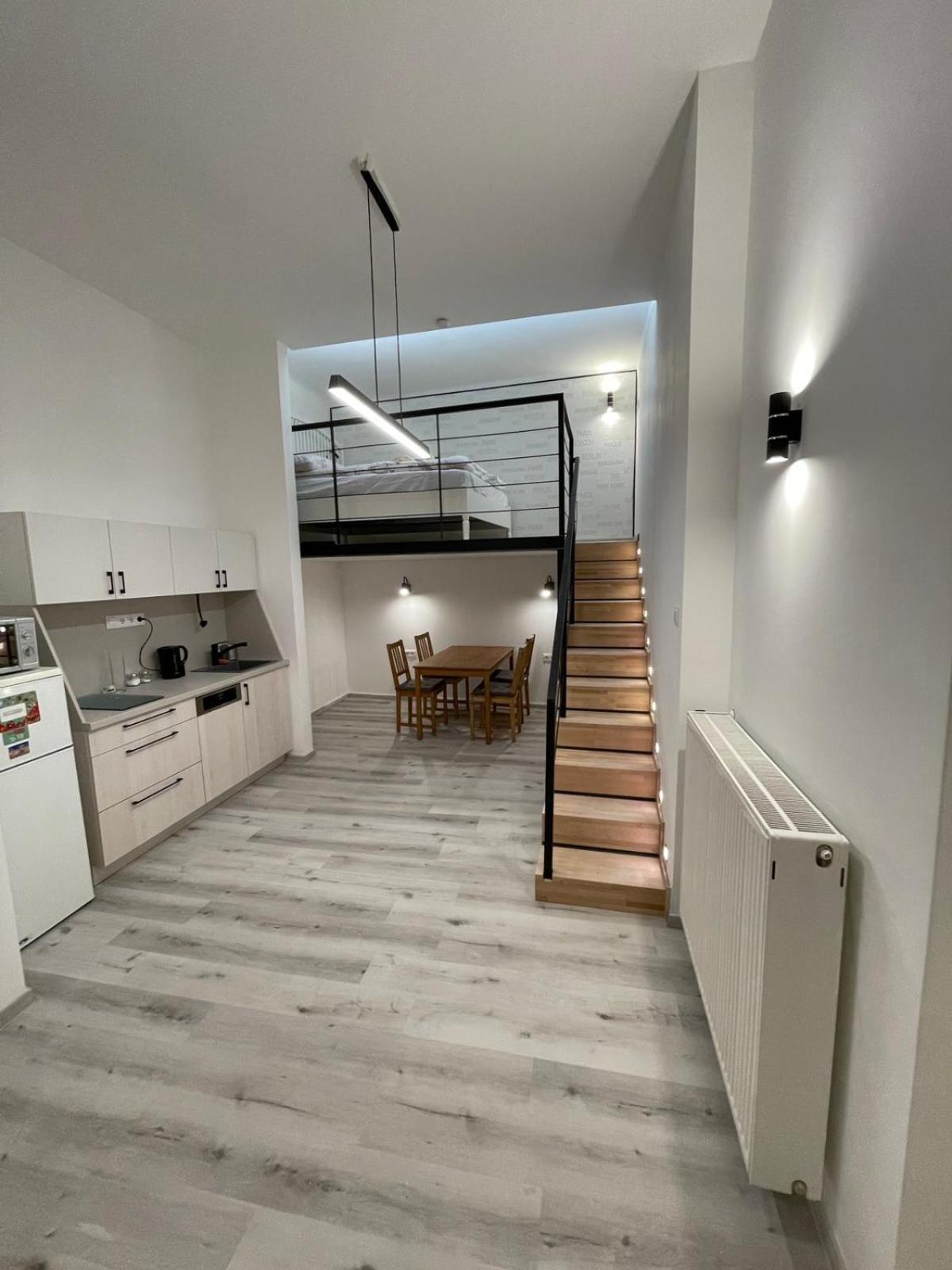 Szekely Apartment Near Deak Ferenc Square With Free Parking In Garage บูดาเปสต์ ภายนอก รูปภาพ