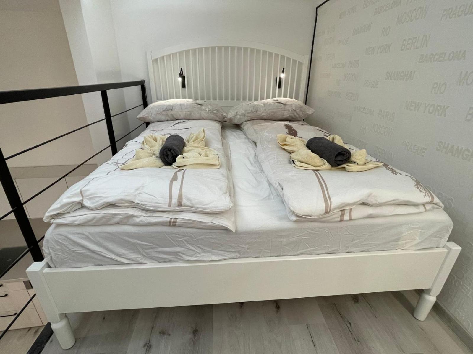 Szekely Apartment Near Deak Ferenc Square With Free Parking In Garage บูดาเปสต์ ภายนอก รูปภาพ